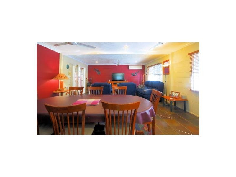 8 Angela Court, Cranbrook QLD 4814