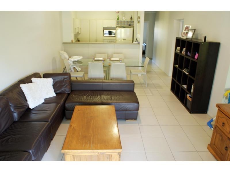 34/42 Warburton Street, North Ward QLD 4810