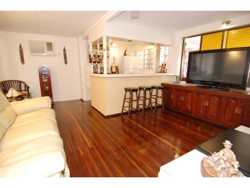 77 Charles Street, Gulliver QLD 4812