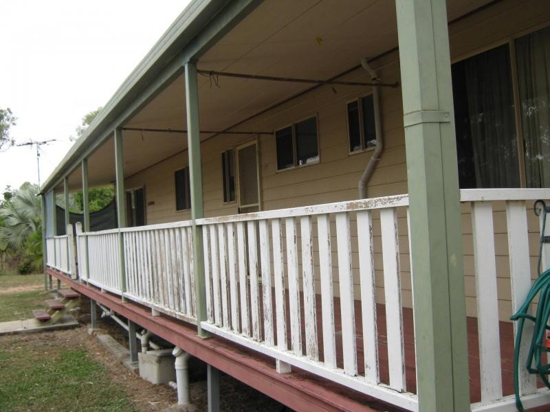 117 Mt Low Parkway, Mount Low QLD 4818