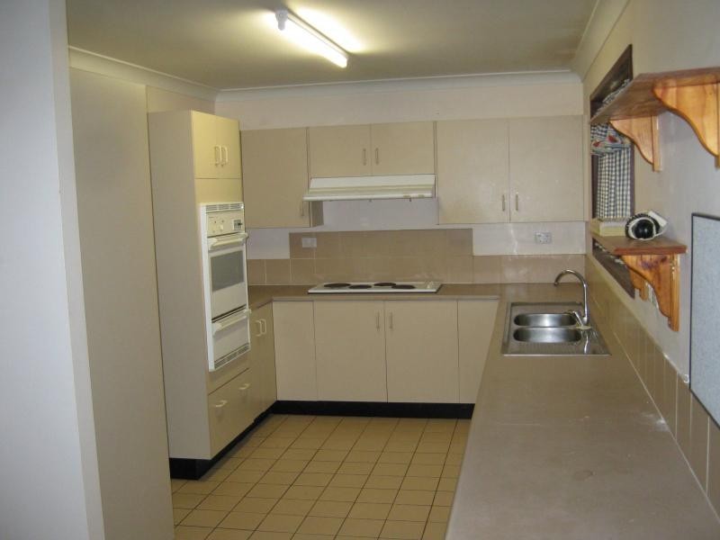 117 Mt Low Parkway, Mount Low QLD 4818