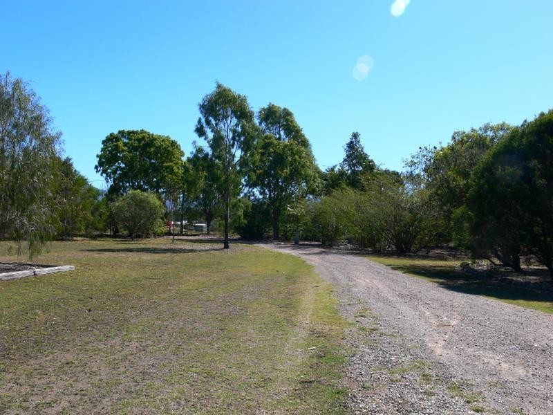 24 Blue Mountain Drive, Bluewater QLD 4818