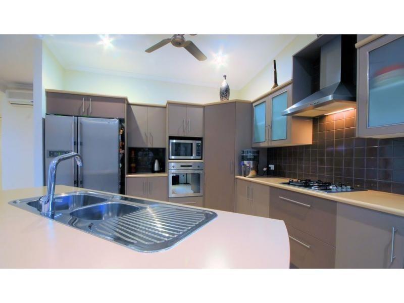 16 Kenwick Place, Kirwan QLD 4817