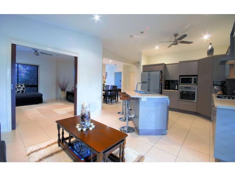 16 Kenwick Place, Kirwan QLD 4817