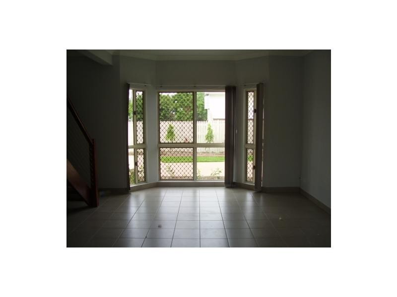 1/40 Diprose Street, Pimlico QLD 4812