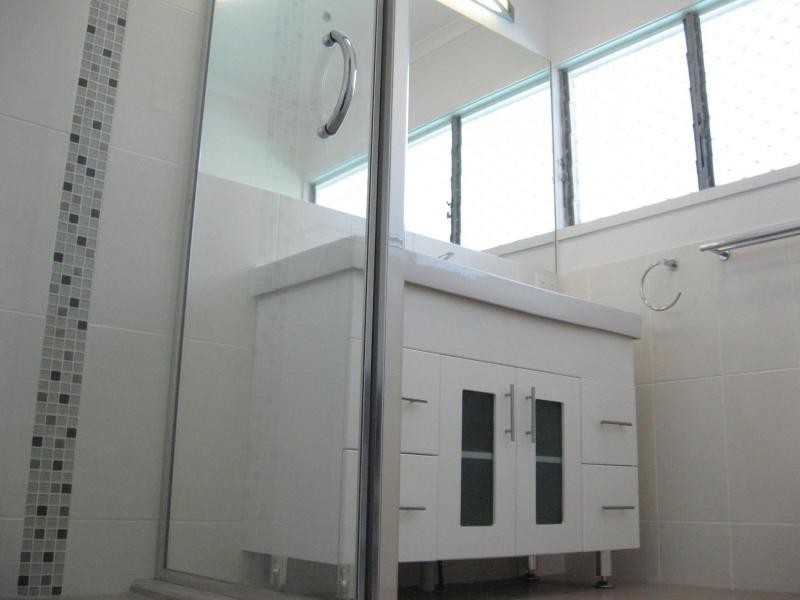 28 Poinciana Street, Cranbrook QLD 4814