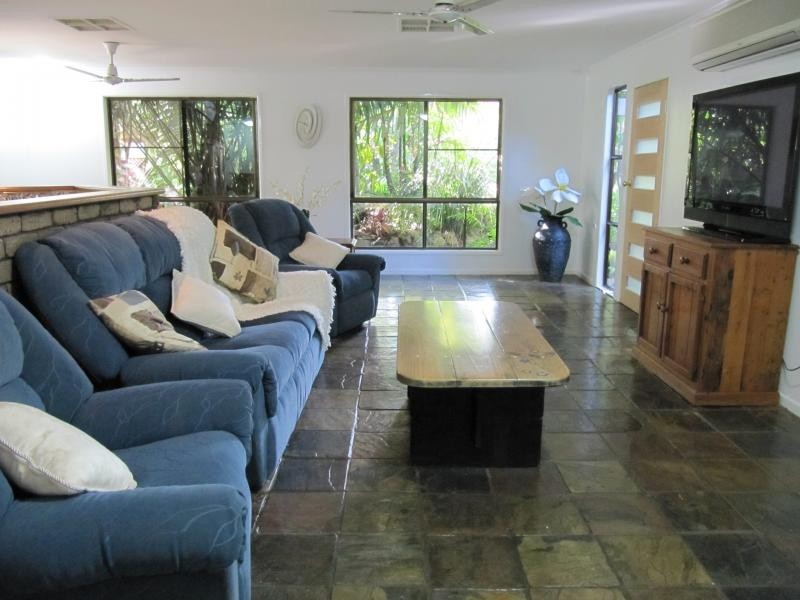 12 Balsam Street, Bushland Beach QLD 4818