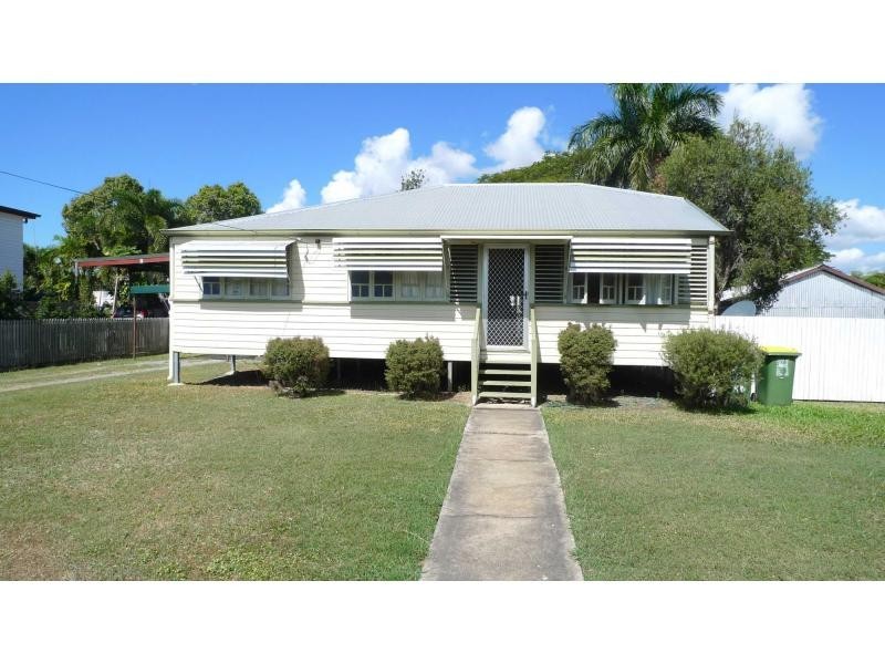 102 Queens Road, Hermit Park QLD 4812