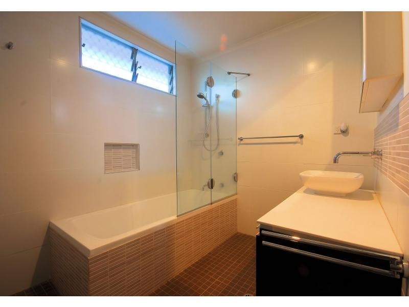 35 Bokirana Crescent, Kirwan QLD 4817