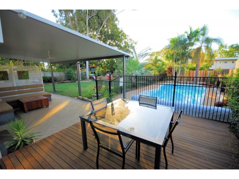 35 Bokirana Crescent, Kirwan QLD 4817