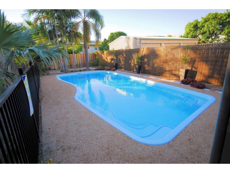 35 Bokirana Crescent, Kirwan QLD 4817