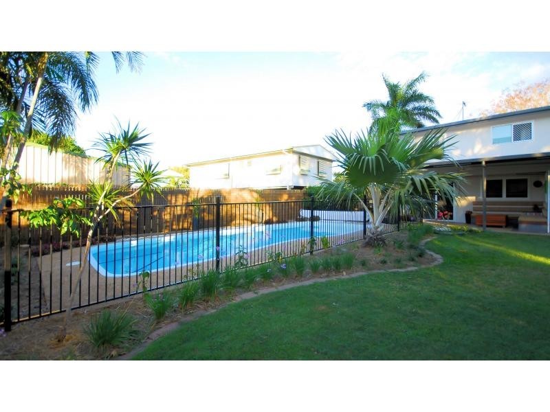 35 Bokirana Crescent, Kirwan QLD 4817