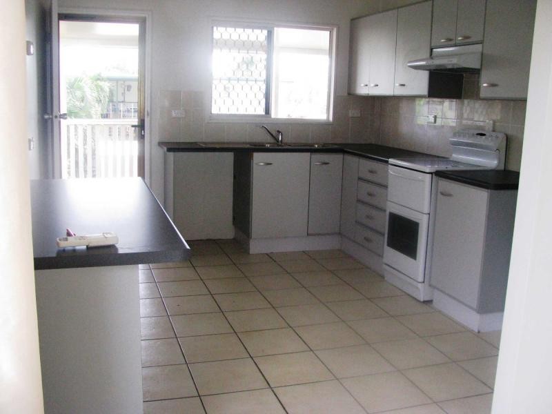 23 Hargreaves Street, Wulguru QLD 4811