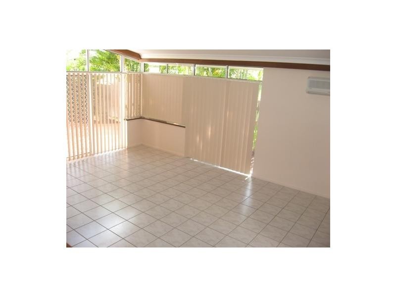 5 Lexington Drive, Wulguru QLD 4811