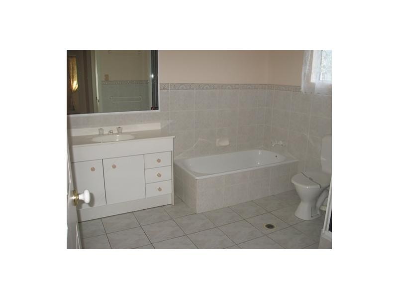 5 Lexington Drive, Wulguru QLD 4811