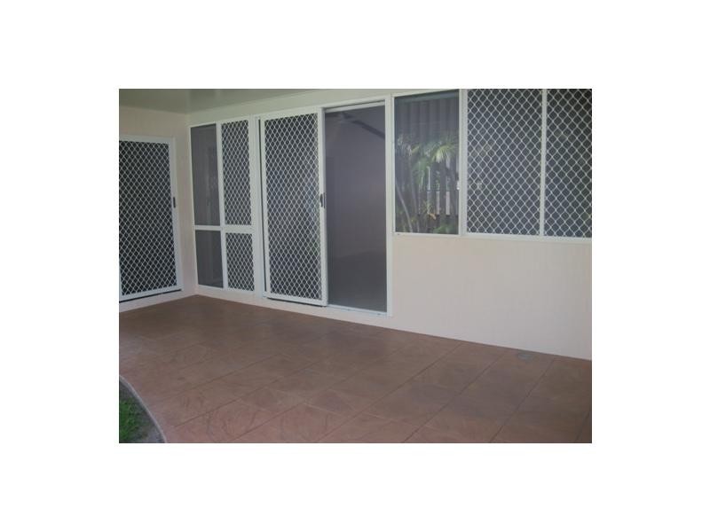 5 Lexington Drive, Wulguru QLD 4811