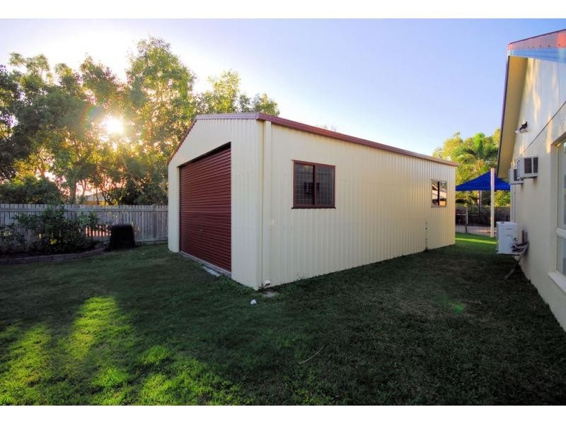 11 Mustey Close, Mount Louisa QLD 4814