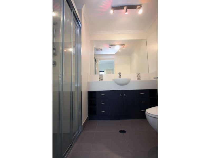 10/111 Bowen Road, Rosslea QLD 4812