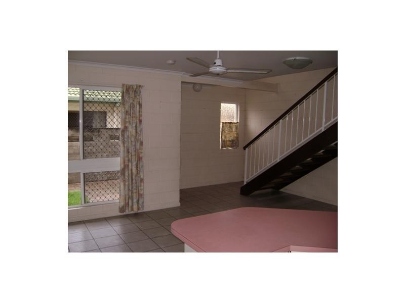 2/6 Pope Street, Aitkenvale QLD 4814