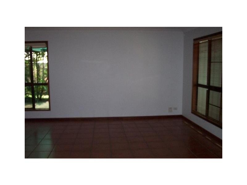 6 Chatsworth Crescent, Annandale QLD 4814