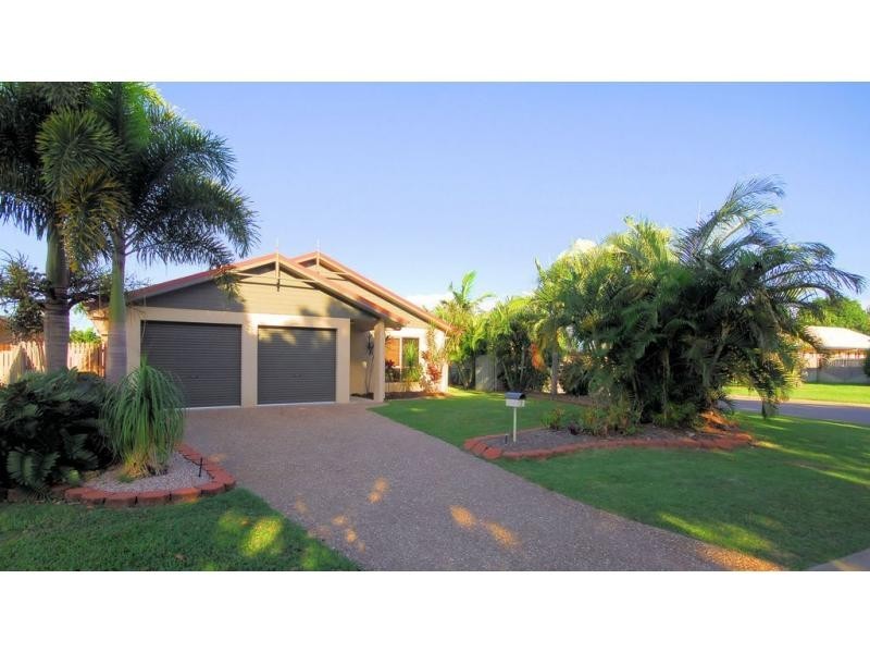 2 Rio Vista Way, Kirwan QLD 4817