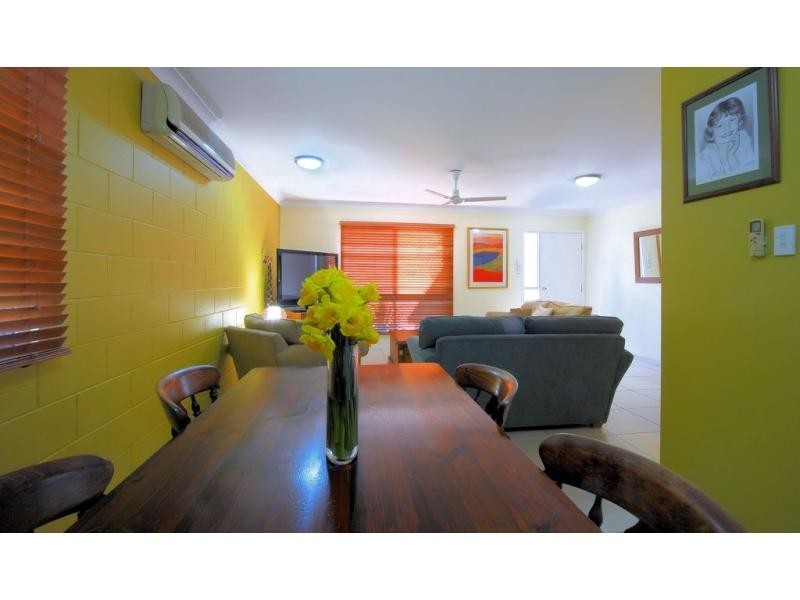 2 Rio Vista Way, Kirwan QLD 4817