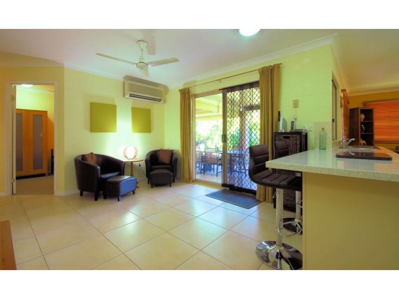 2 Rio Vista Way, Kirwan QLD 4817