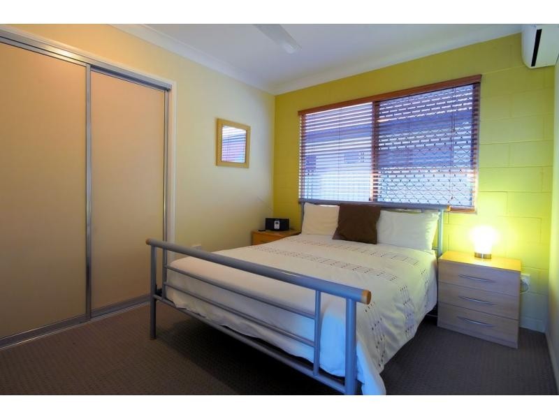 2 Rio Vista Way, Kirwan QLD 4817