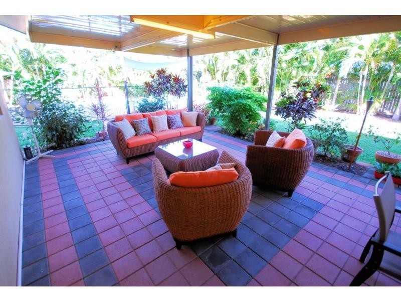 2 Rio Vista Way, Kirwan QLD 4817
