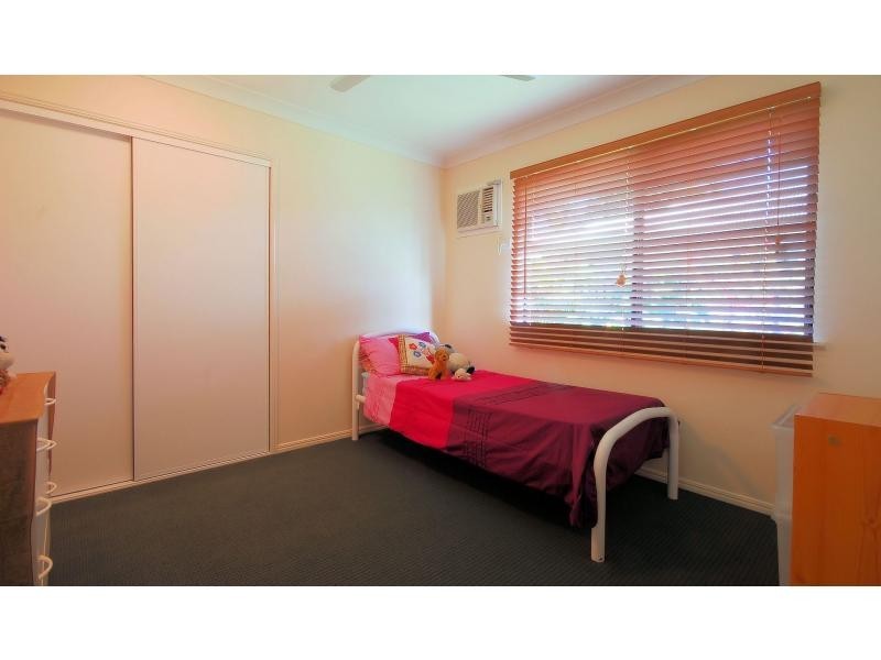 13 Ugarte Street, Bushland Beach QLD 4818