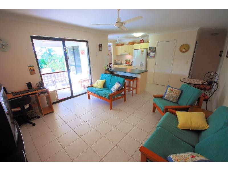 13 Ugarte Street, Bushland Beach QLD 4818