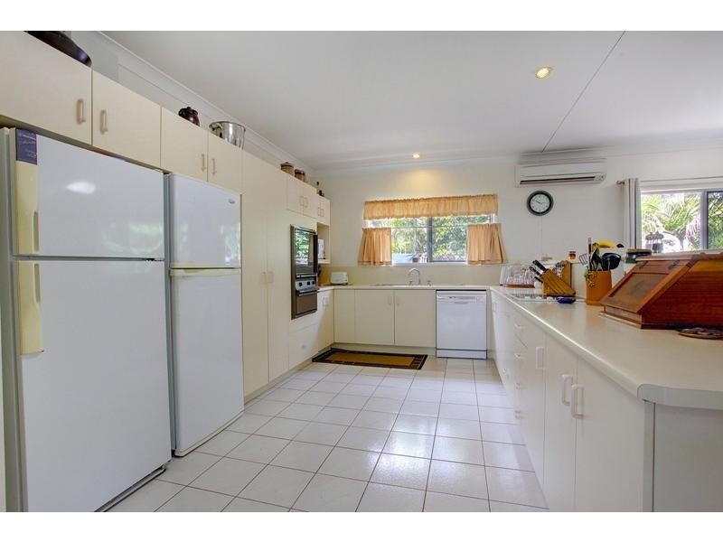 3 Almond Court, Bushland Beach QLD 4818