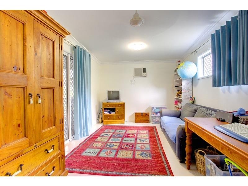 3 Almond Court, Bushland Beach QLD 4818