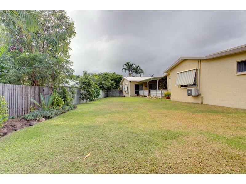 3 Almond Court, Bushland Beach QLD 4818