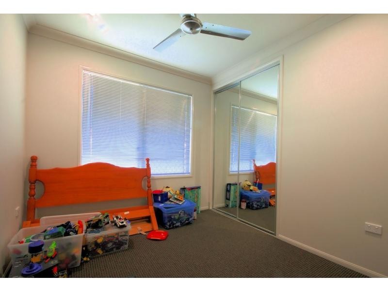 40 Hillock Crescent, Bushland Beach QLD 4818