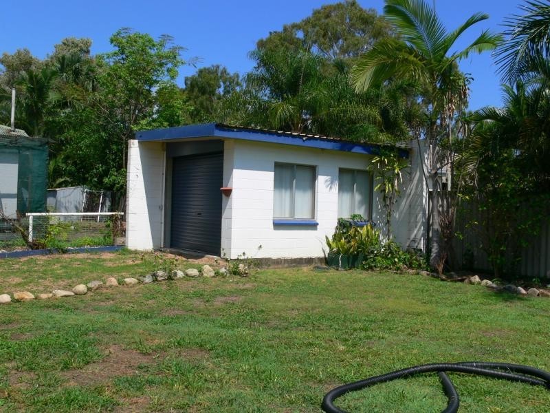 9 Saunders Beach Road, Saunders Beach QLD 4818