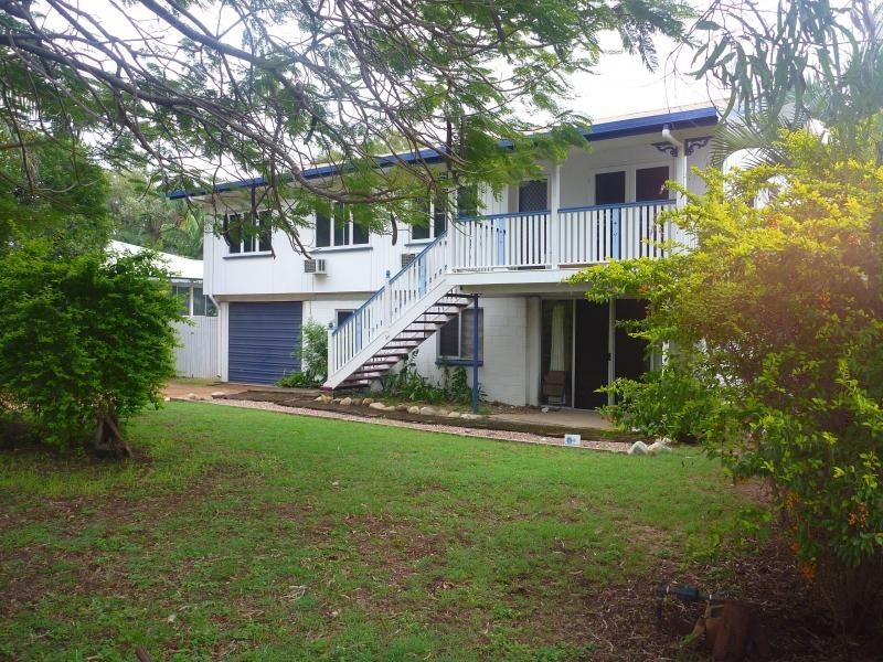 9 Saunders Beach Road, Saunders Beach QLD 4818