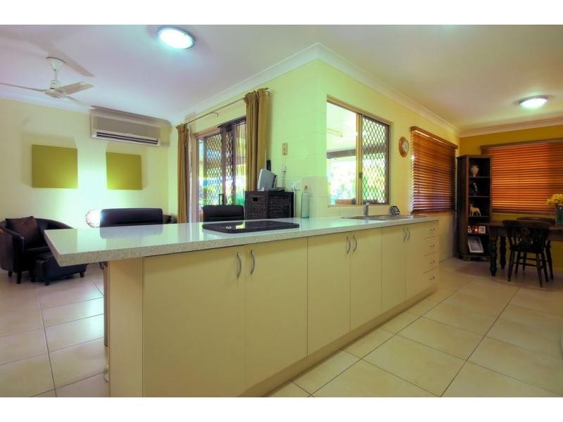 2 RioVista Way, Kirwan QLD 4817