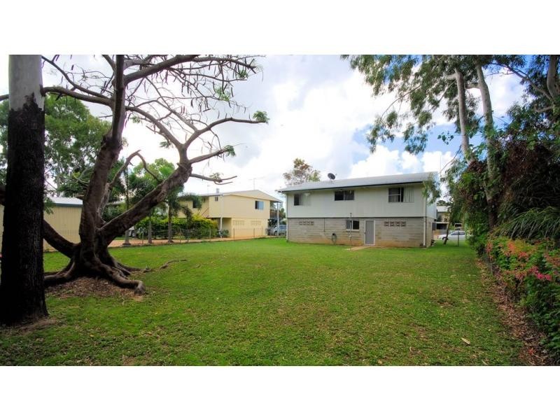 10 Pelican Avenue, Condon QLD 4815