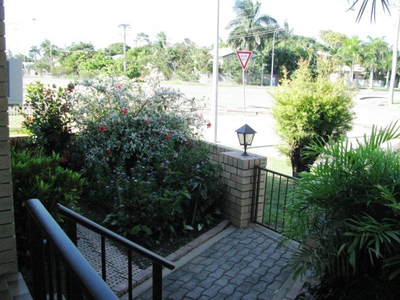 1/6 Ryan Street, Belgian Gardens QLD 4810