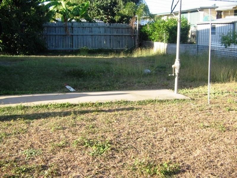 10 Nyora Street, Currajong QLD 4812