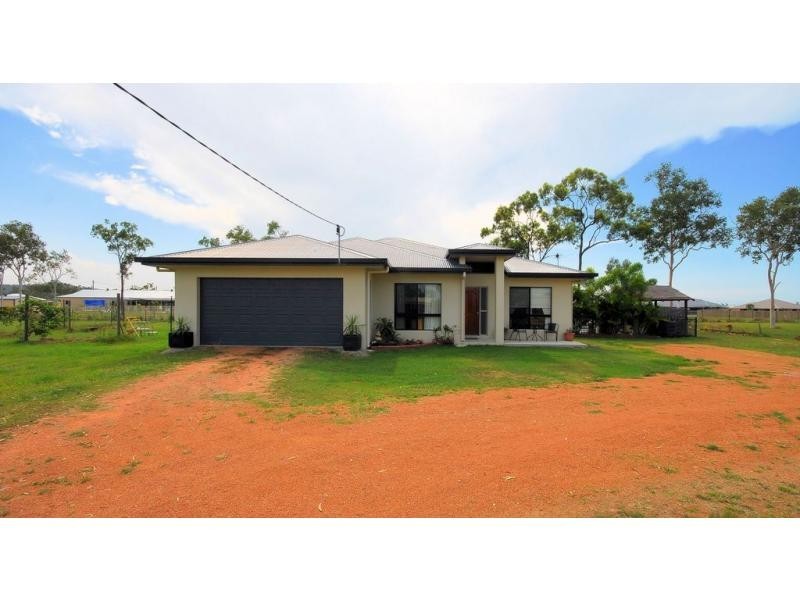 9 Stenhouse Court, Mount Low QLD 4818