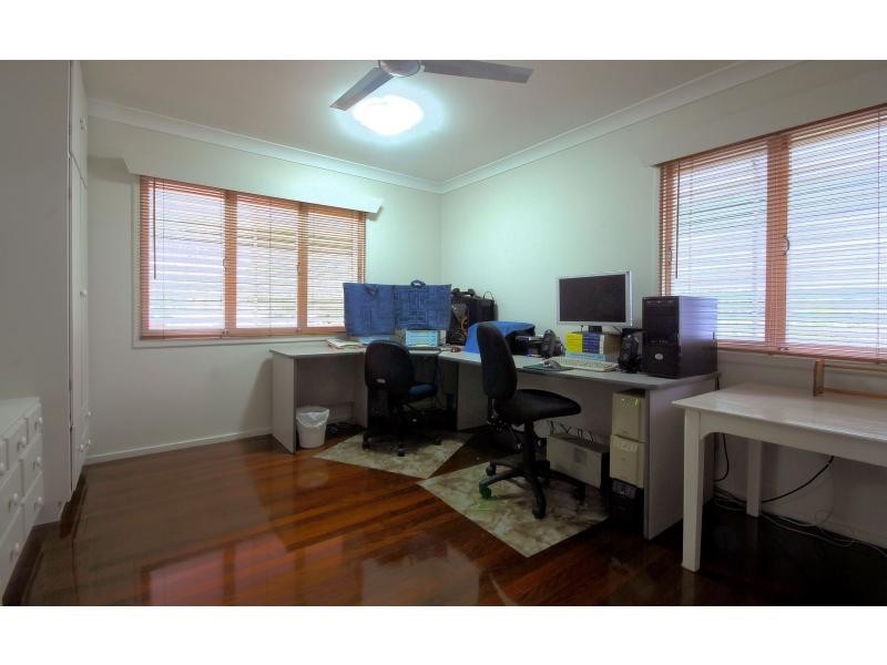 70 Hammett Street, Currajong QLD 4812