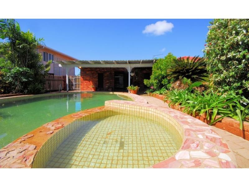 8 Cargillea Avenue, Annandale QLD 4814