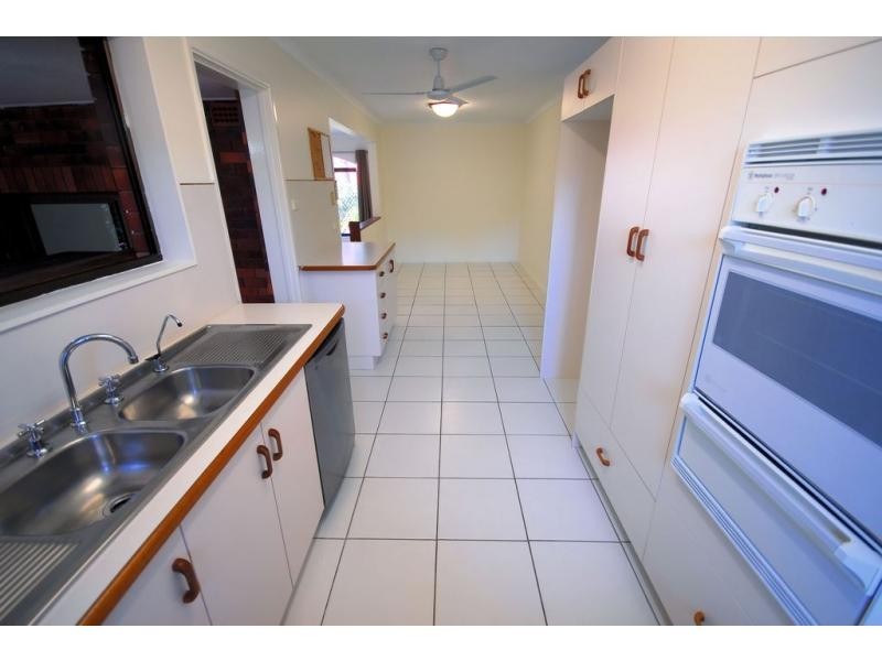 8 Cargillea Avenue, Annandale QLD 4814