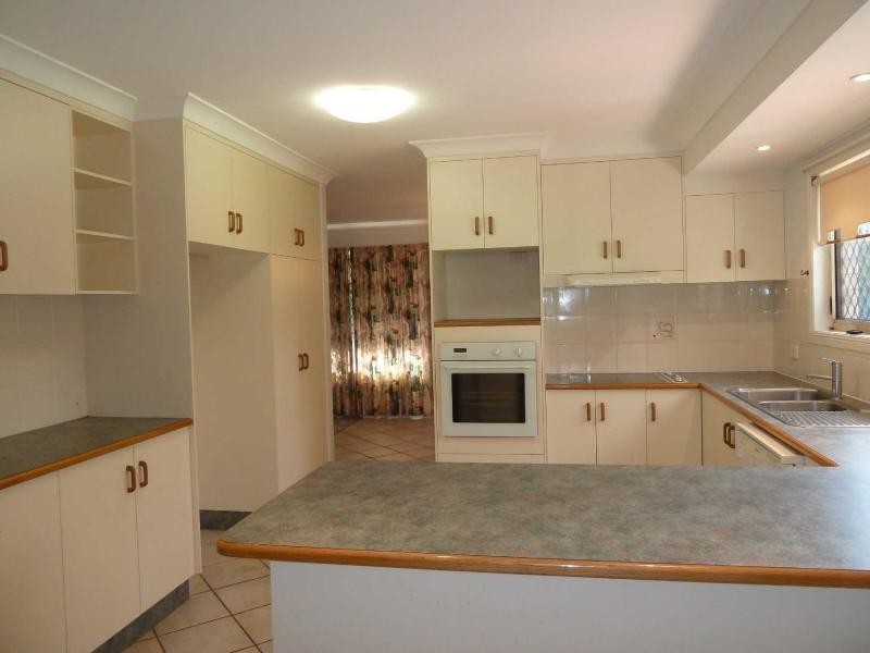46 Overton Circuit, Kirwan QLD 4817
