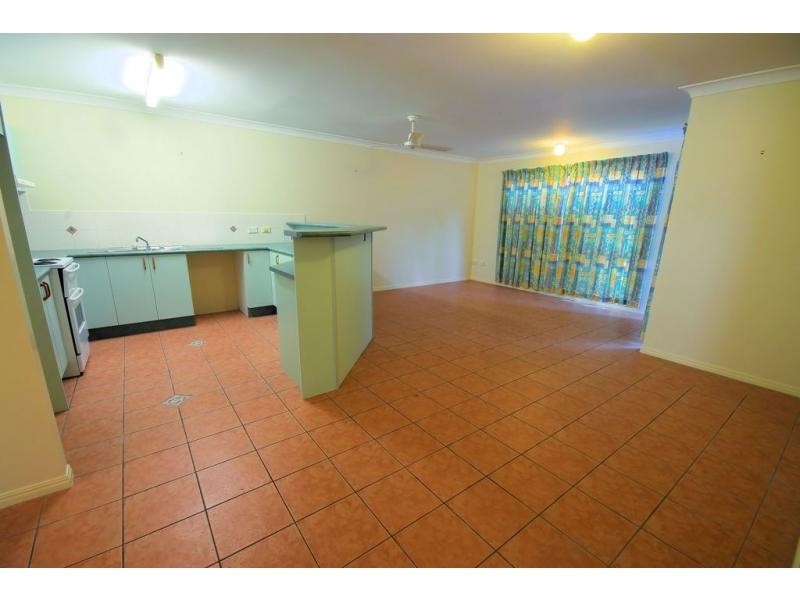 10/13 Golf Links Drive, Kirwan QLD 4817