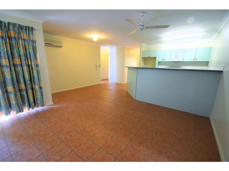 10/13 Golf Links Drive, Kirwan QLD 4817