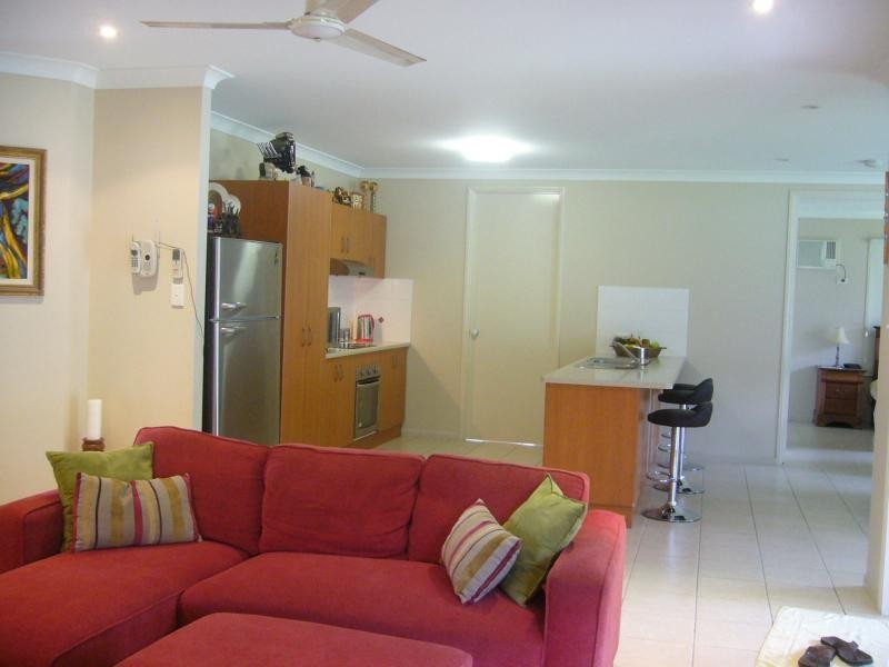 51 Greentree Circuit, Bushland Beach QLD 4818