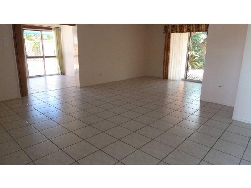 2 Poplar Street, Kirwan QLD 4817